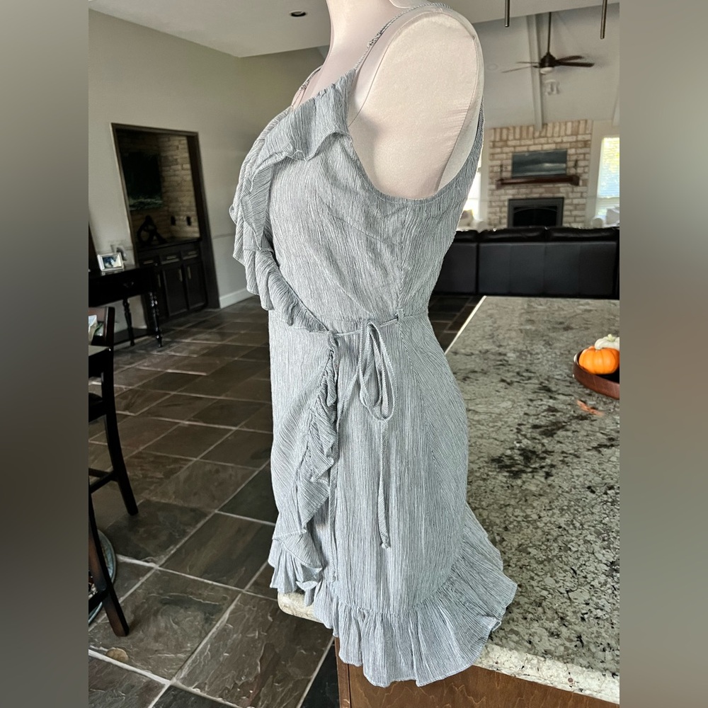 Wraparound Dress - Picture 3 of 7